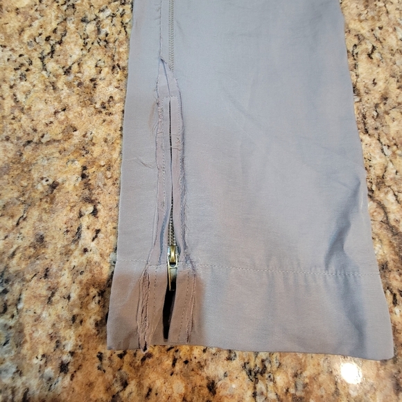 Anthro Tiny Gray Cargo Pants Women's Size Small - Picture 4 of 12